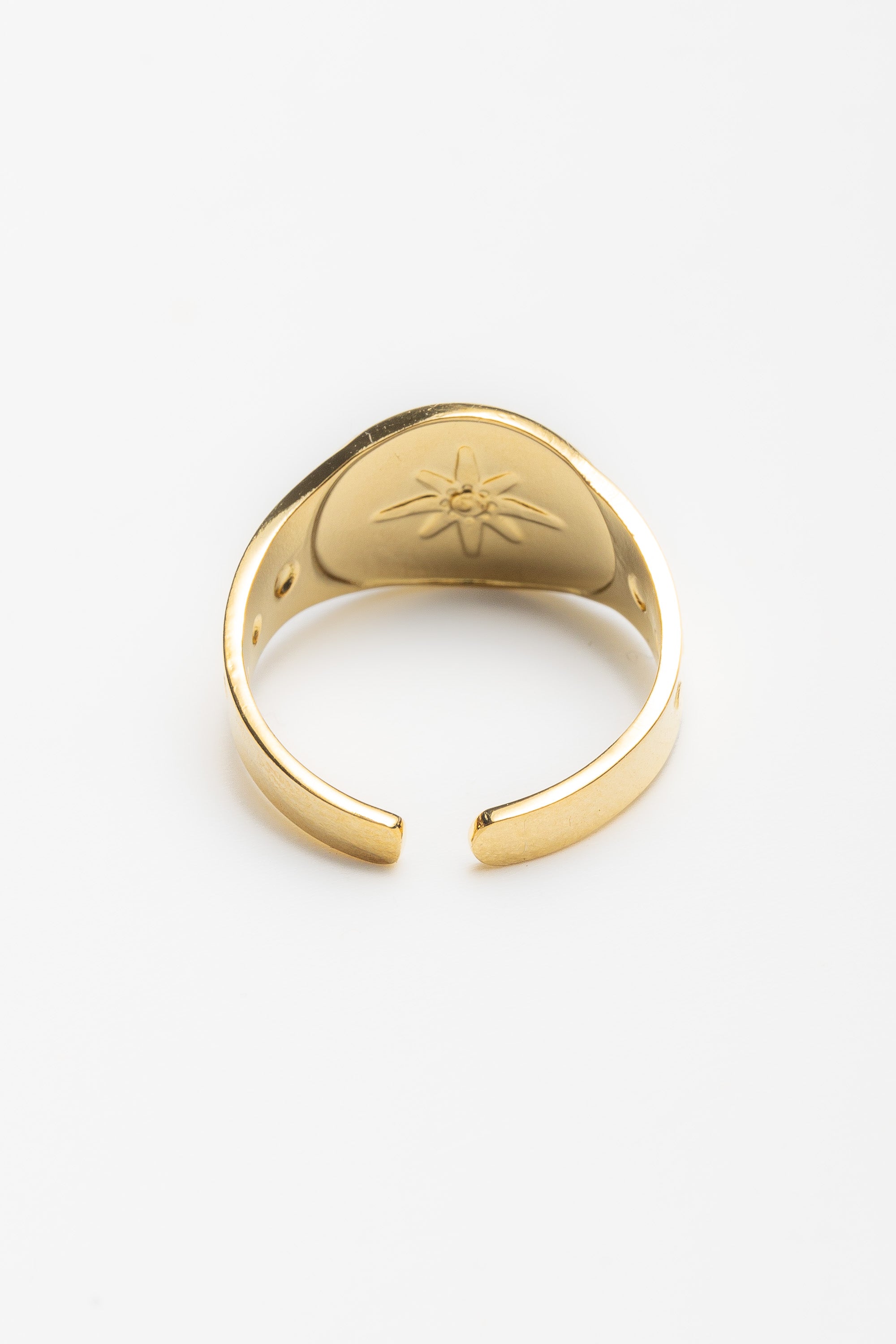 Ornamental ring